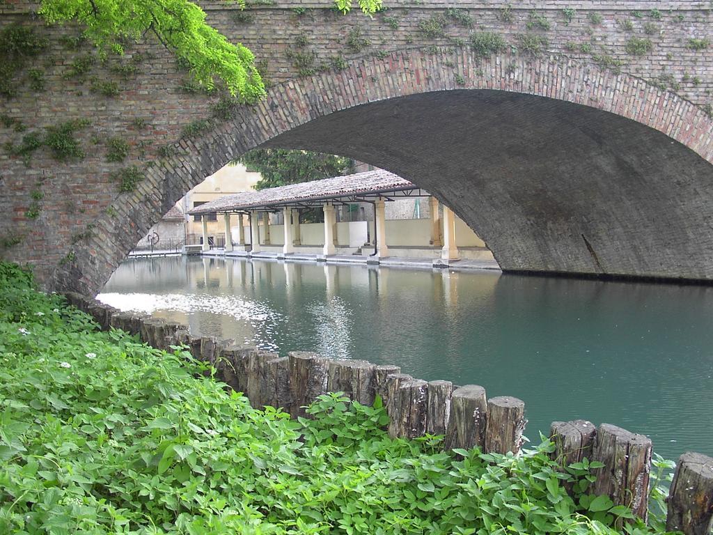Hotel Palazzo Brunamonti Bevagna Εξωτερικό φωτογραφία