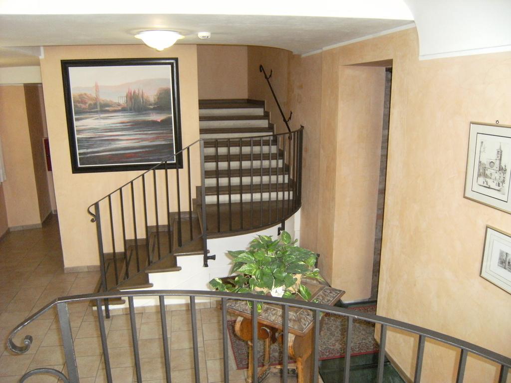 Hotel Palazzo Brunamonti Bevagna Εξωτερικό φωτογραφία