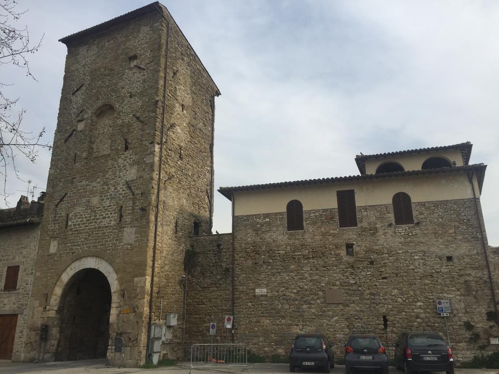 Hotel Palazzo Brunamonti Bevagna Εξωτερικό φωτογραφία
