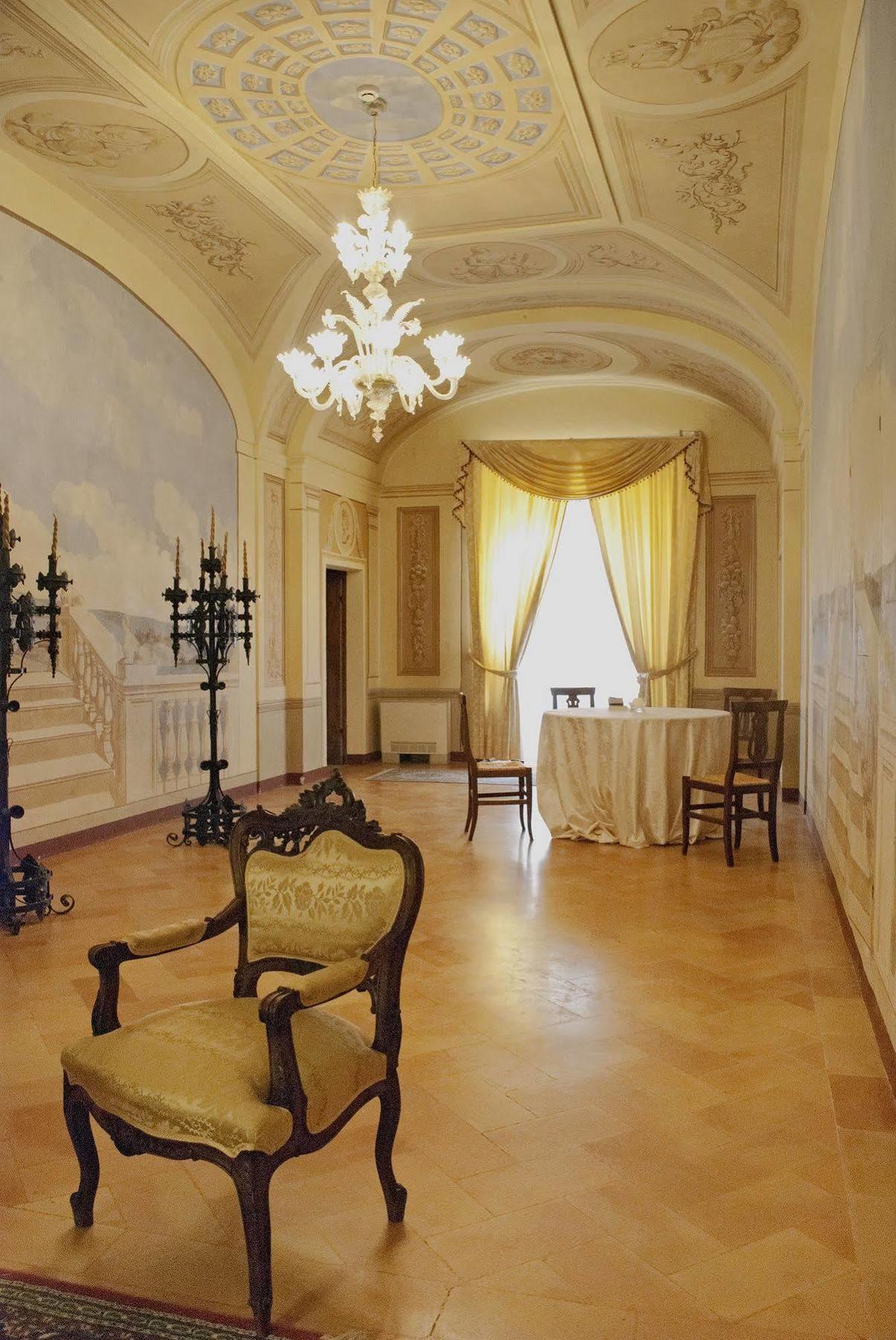 Hotel Palazzo Brunamonti Bevagna Εξωτερικό φωτογραφία